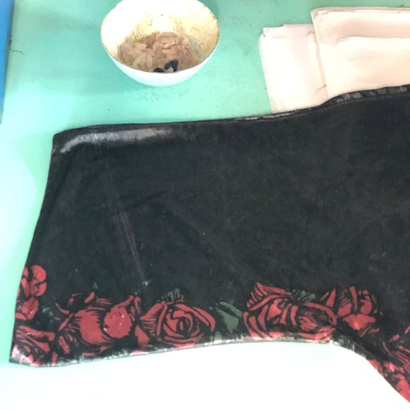 Velvet Kimono Warrior Within Designs - Picture 11 of 13